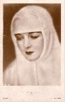 Lya de Putti Ross: 3817/2